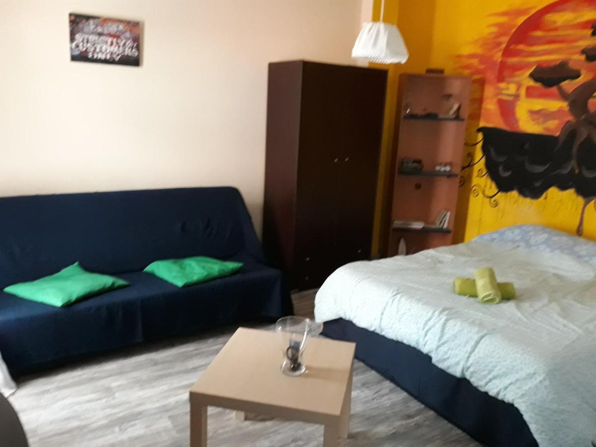 The Studio With The Bohemian Ambiance Tesalonika Bagian luar foto